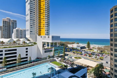 Oracle Resort Broadbeach - Gclr - Holiday Find 1