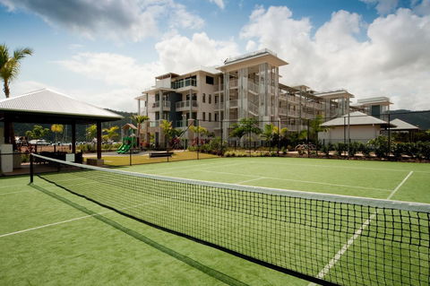 The Boathouse Apartments - Holiday Find 6