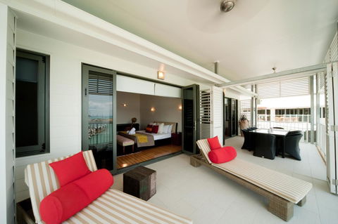 The Boathouse Apartments - Holiday Find 20