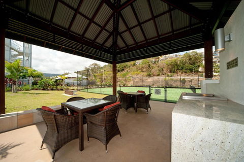 The Boathouse Apartments - Holiday Find 21