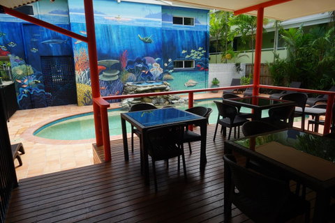 Port Douglas Motel - Holiday Find 29