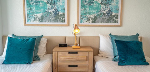 Mandolin Beachfront Resort - Holiday Find 6