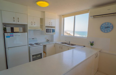 Mandolin Beachfront Resort - Holiday Find 22