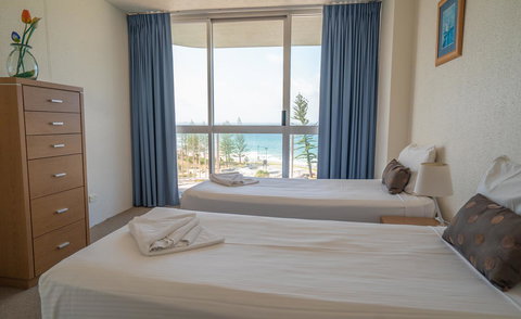 Mandolin Beachfront Resort - Holiday Find 30