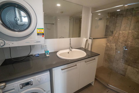 Mandolin Beachfront Resort - Holiday Find 10