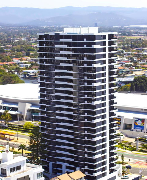 Synergy Broadbeach - Official - Holiday Find 7