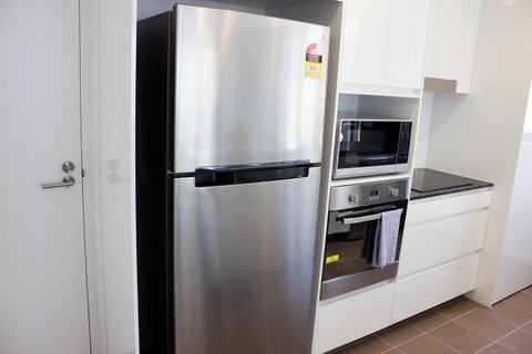 Synergy Broadbeach - Official - Holiday Find 18