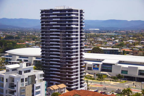 Synergy Broadbeach - Official - Holiday Find 19