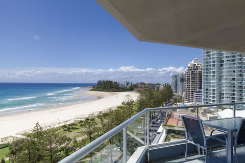 Points North Apartments - Holiday Find 3