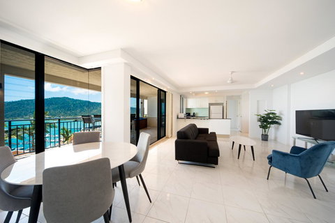 Pinnacles - Holiday Find 6