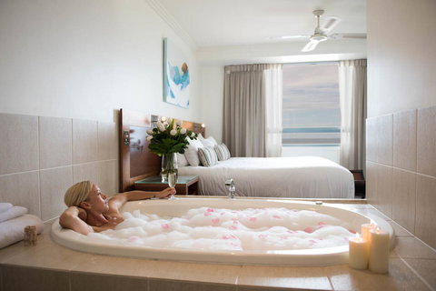 Pinnacles - Holiday Find 13