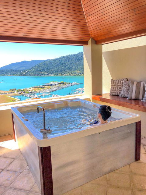 Pinnacles - Holiday Find 3