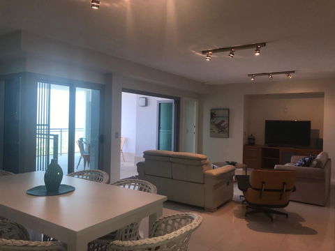 Proximity Waterfront Apartments - Holiday Find 6