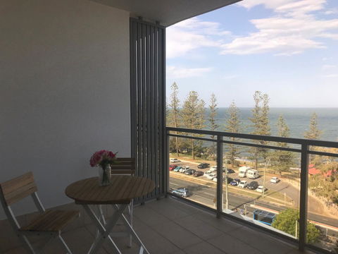 Proximity Waterfront Apartments - Holiday Find 13