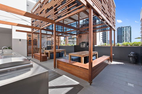 Ivy And Eve Apartments By CLLIX - Holiday Find 8