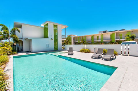 Mackay Oceanside Central Hotel Official - Holiday Find 8