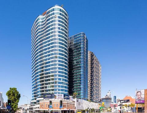 Hostrelax Residences On Alfred - Holiday Find 0