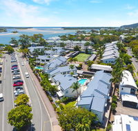Noosa Place Resort - Holiday Find