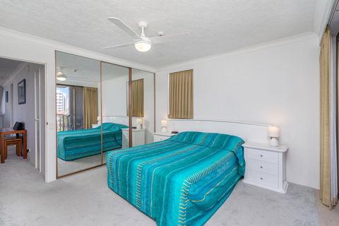 Columbia Beachfront Apartments On Rainbow Bay - Holiday Find 15