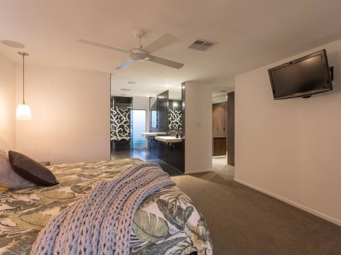 Rumrunner Resort - Holiday Find 24