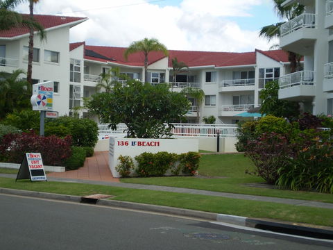 Le Beach Apartments - Holiday Find 20