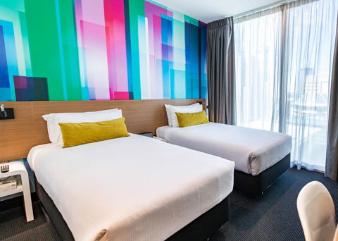 Ibis Styles Brisbane Elizabeth Street - Holiday Find 1
