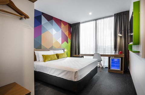Ibis Styles Brisbane Elizabeth Street - Holiday Find 14