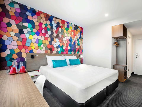 Ibis Styles Brisbane Elizabeth Street - Holiday Find 24