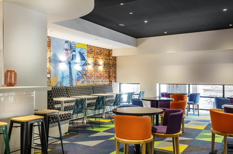 Ibis Styles Brisbane Elizabeth Street - Holiday Find 8