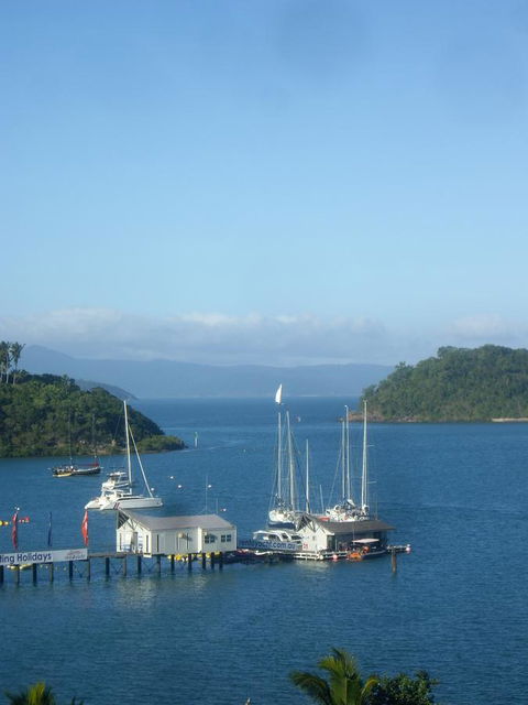 Montipora Unit 3 - In The Heart Of Airlie, Wi-fi And Netflix - Holiday Find 15