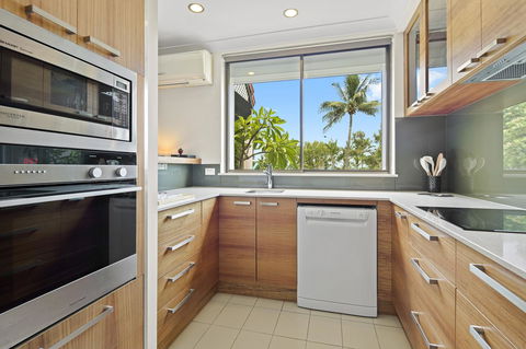 Montipora Unit 3 - In The Heart Of Airlie, Wi-fi And Netflix - Holiday Find 4
