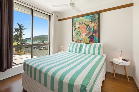 Montipora Unit 3 - In The Heart Of Airlie, Wi-fi And Netflix - Holiday Find 6