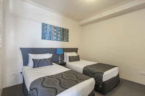 Crystal Bay On The Broadwater - Holiday Find 14