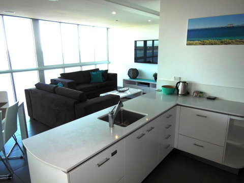 Crystal Bay On The Broadwater - Holiday Find 27