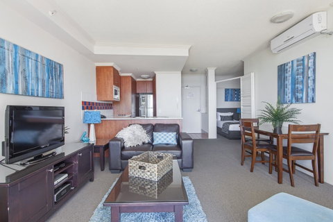 Crystal Bay On The Broadwater - Holiday Find 36