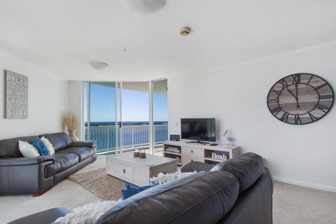 Crystal Bay On The Broadwater - Holiday Find 38
