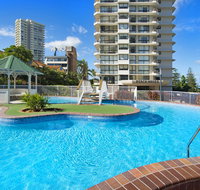 ULTIQA Beach Haven on Broadbeach - Holiday Find