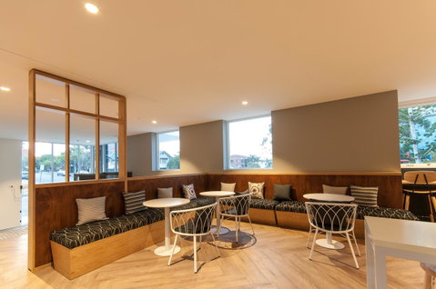 Woodroffe Hotel - Holiday Find 25