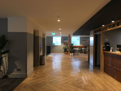 Woodroffe Hotel - Holiday Find 7