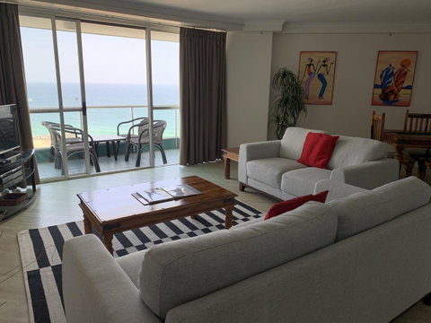 Ocean Plaza Resort - Holiday Find 4