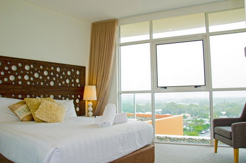 Kirra Surf Apartments - Holiday Find 8