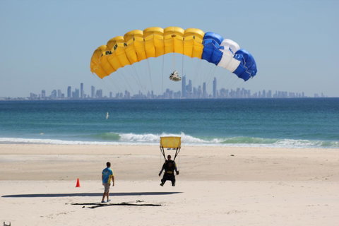 Kirra Surf Apartments - Holiday Find 2