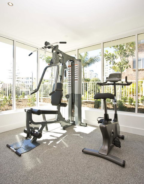 Kirra Surf Apartments - Holiday Find 25