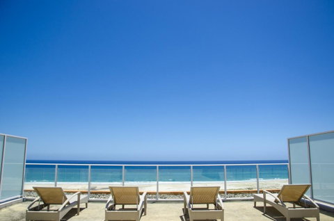 Kirra Surf Apartments - Holiday Find 22
