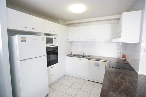 San Marino By The Sea Apartments - Holiday Find 3