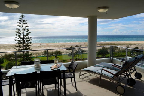 Pure Kirra - Holiday Find 13