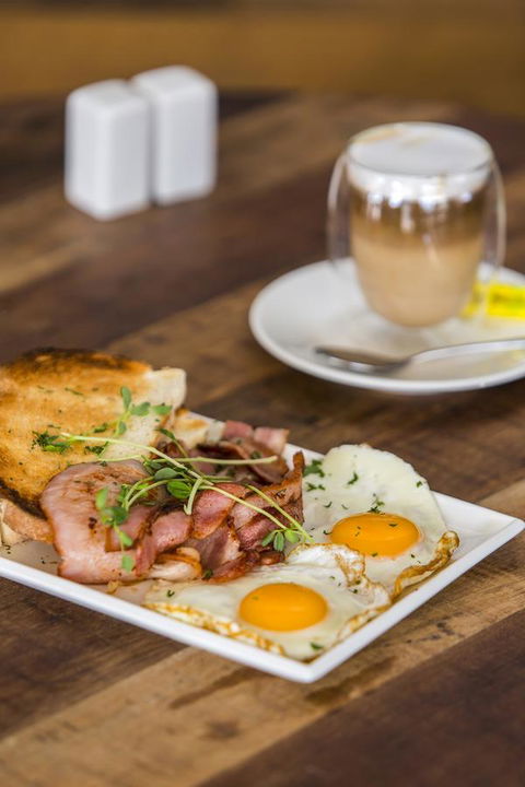 Oaks Mackay Rivermarque Hotel - Holiday Find 3