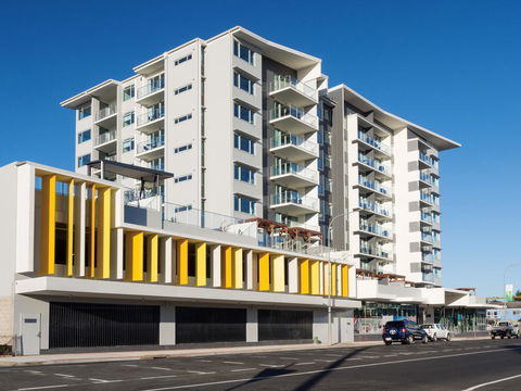 Oaks Mackay Rivermarque Hotel - Holiday Find 6