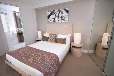 Oceans Mooloolaba - Holiday Find 18