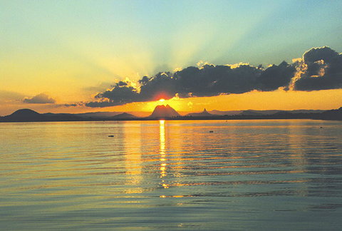 Fairways Golf & Beach Retreat Bribie Island - Holiday Find 24